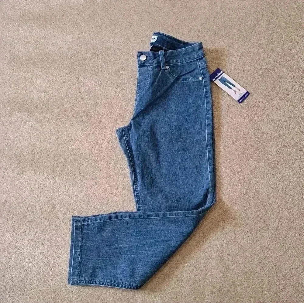 ❤️ NWT Nygard Skinny Crop  Denim Size 8 Women's Slim Leg Stretch Jeans